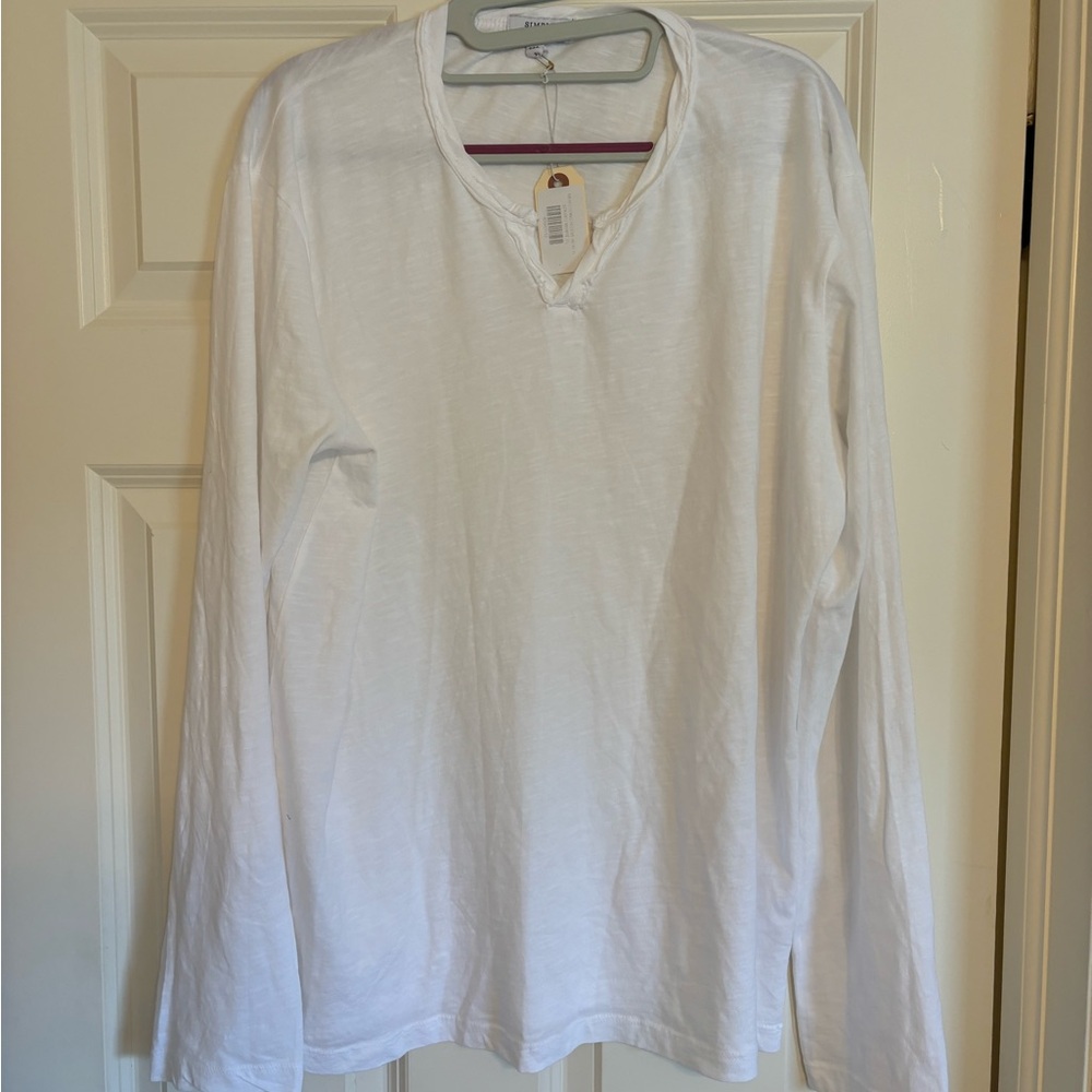 Simple Men's Long Sleeve Tee in White